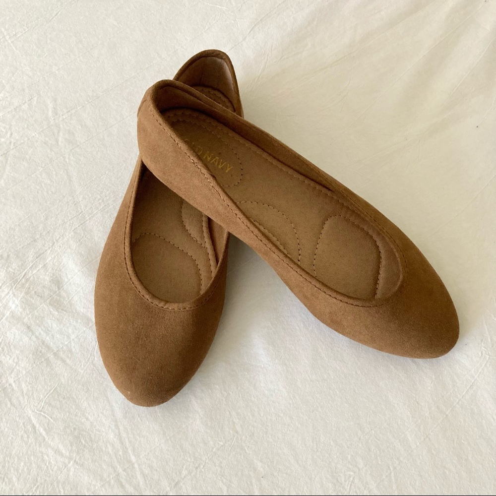 NWOT Old Navy Faux Suede Almond Toe Ballet Flats